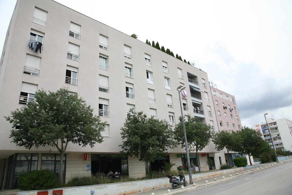 Apartment Dg With Parking Garage Split